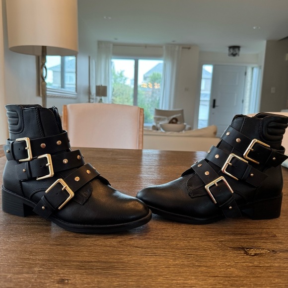 ONLY Black Studded Buckle Ankle Boots Size 6.5 - Picture 2 of 6